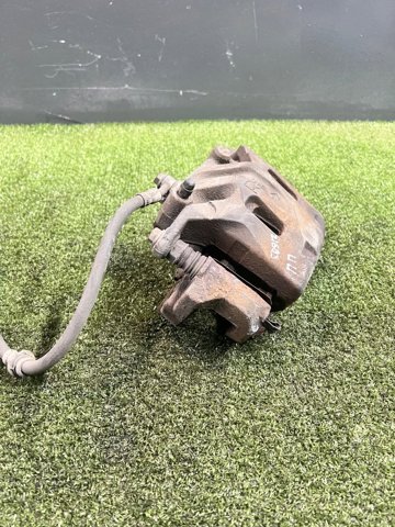41001CC00A NISSAN Суппорт тормозной передний правый купить в Черкассы