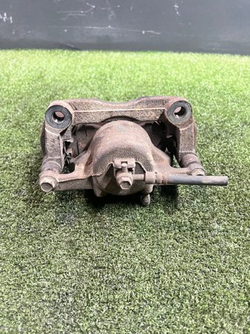 NISSAN 41011JD00A Суппорт тормозной передний левый в наличии Полтава