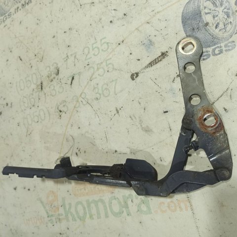 BMW 41617028578 Петля капота правая в наличии Днепр