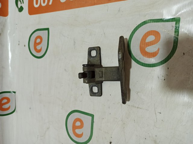 Петля борта заднего 41627006120 BMW