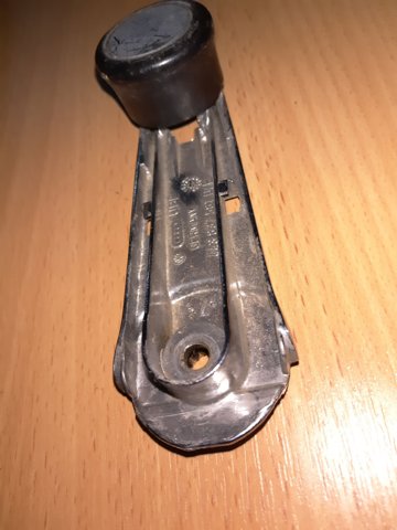 443837581D VAG купить в Каменское