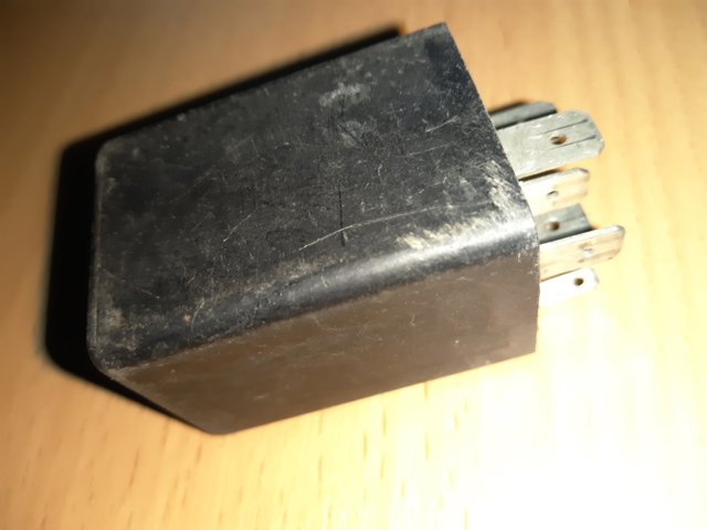 VAG 443919533A в наличии Киев
