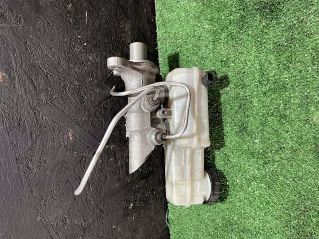 Цилиндр тормозной, главный Renault Megane 4