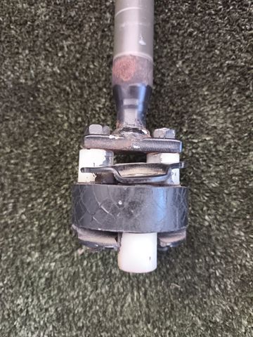 Вал рулевой колонки, нижний 48080CA000 NISSAN