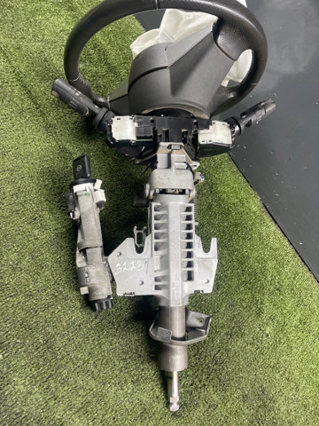 Рулевое колесо 484305X47B NISSAN