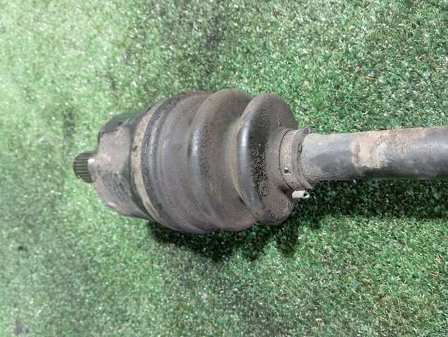 Полуось передняя левая 495011D700 HYUNDAI