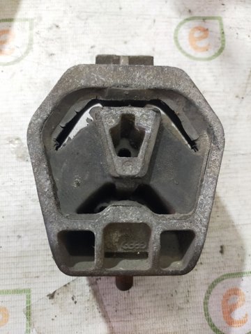 4A0399151D VAG Подушка трансмиссии (опора коробки передач) купить в Львов
