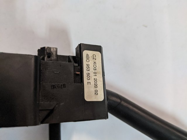 Подрулевой правый переключатель  4B0953503E VAG