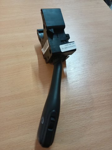 Подрулевой правый переключатель  4B0953503F VAG