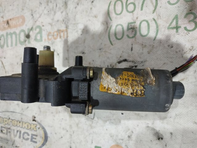 VAG 4B0959801B Мотор стеклоподъемника двери задней левой в наличии Черкассы