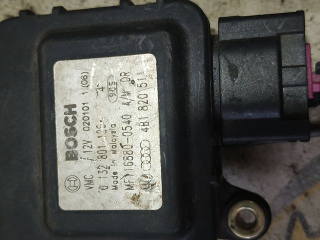 VAG 4B1820511 Привод заслонки печки в наличии Житомир