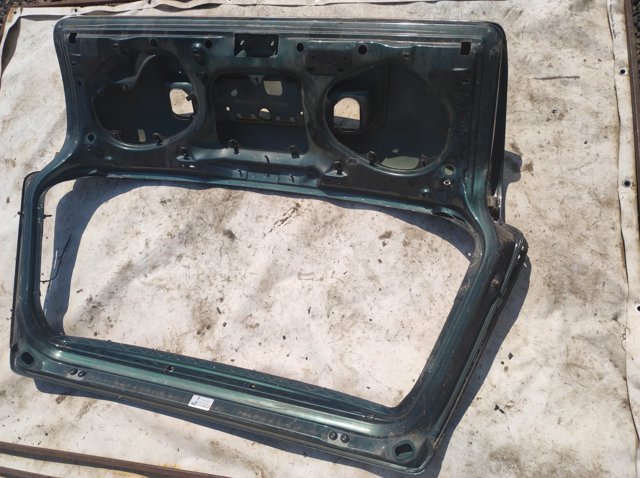 Дверь задняя багажная 4B9827023J VAG