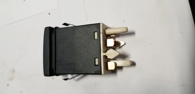 4D0941535 VAG Кнопка включения противотуманных фар купить в Черкассы