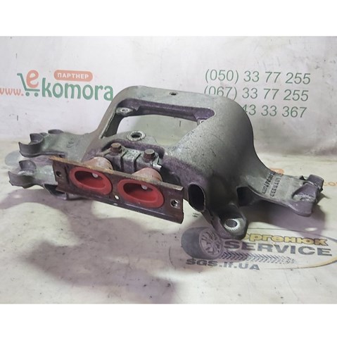 Крепление кпп 4F0399263AD VAG