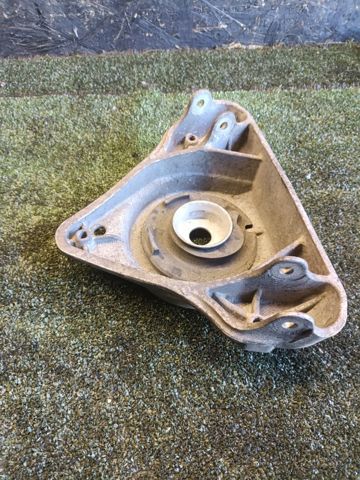Подушка амортизатора переднего 4F0412391C VAG