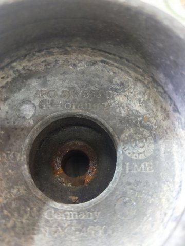 Опора заднего амортизатора 4F0513353D VAG