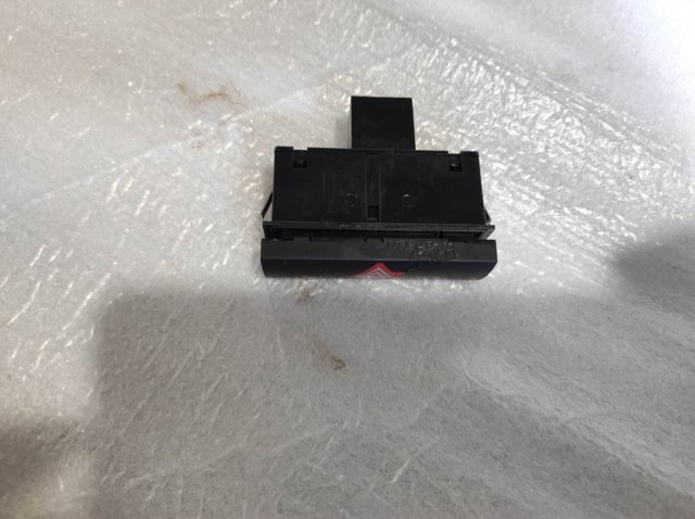 Кнопка аварийного сигнала 4F0941509 VAG