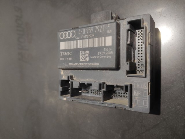 Блок комфорта 4F0959792F VAG