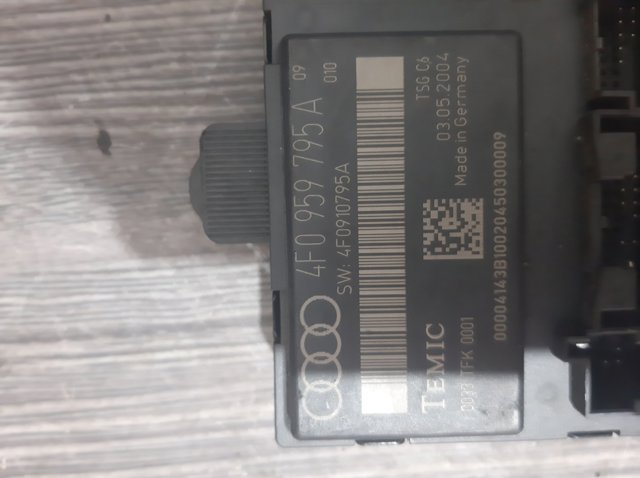 Блок комфорта задней двери 4F0959795A VAG