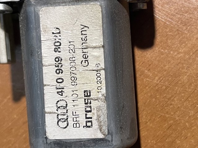 4F0959802D VAG Мотор стеклоподъемника двери передней правой купить в Украина