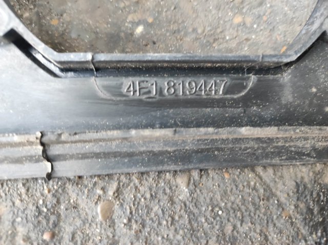 4F1819447 Решетка водостока лобового стекла левая/правая купить Львов