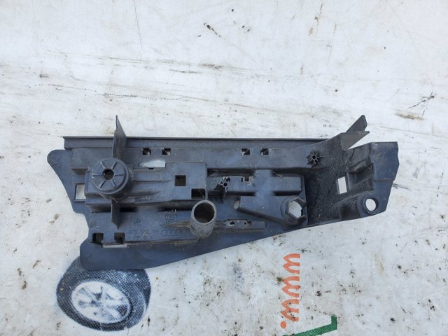 4F5012111 Ящик инструментальный купить Ирпень