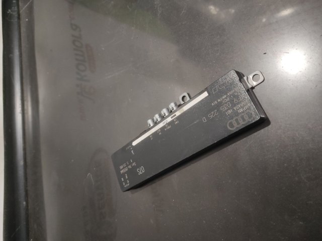 Усилитель сигнала антенны 4F9035225D VAG