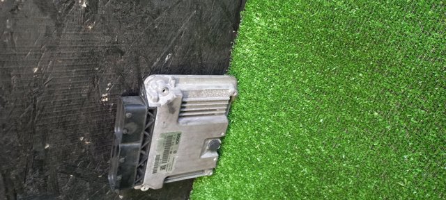 Компьютер двигателя 504121602 IVECO