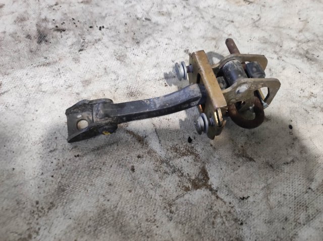 BMW 51218160959 Ограничитель открывания двери передний в наличии Хмельницкий