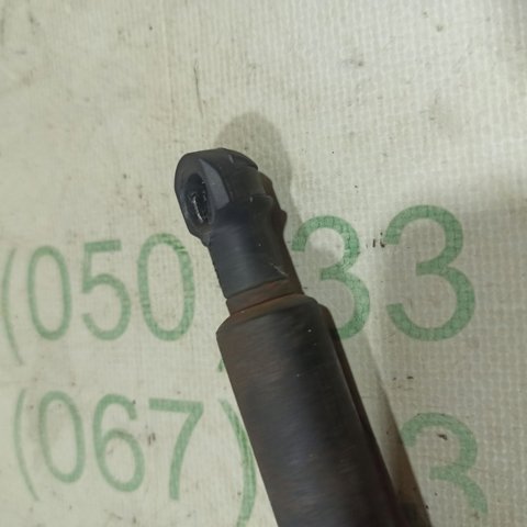 Стойка капота 51238202688 BMW