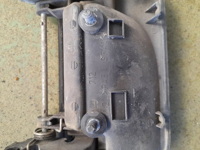 Ручка правой задней двери 5138107 OPEL