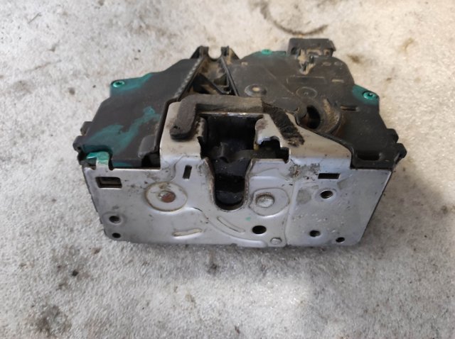 Замок задней правой двери  51797570 FIAT