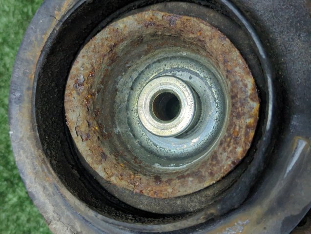 Опора амортизатора переднего правого 54320JG01B NISSAN