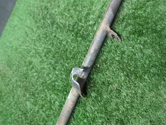 Рычаг задней подвески нижний, левый 551208H505 NISSAN