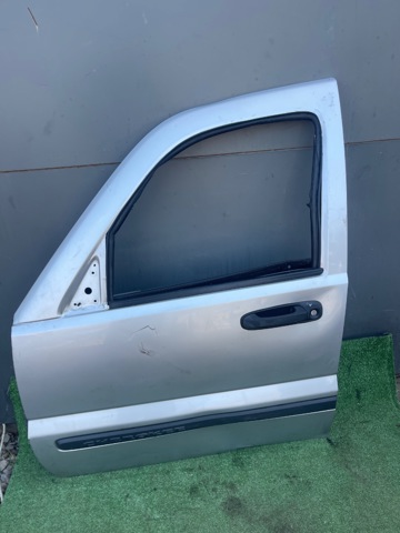 Водительская дверь 55176891AH CHRYSLER