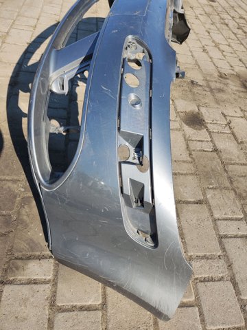 Буфер (бампер) передний 5M0807221 VAG