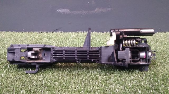 61142FG000 SUBARU Держатель наружной ручки двери передней правой купить в Винница