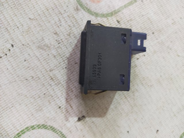 61318363694 BMW Выключатель системы ASC купить в Ровно