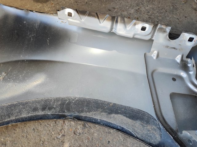 631010135R RENAULT Крыло переднее левое купить в Ровно