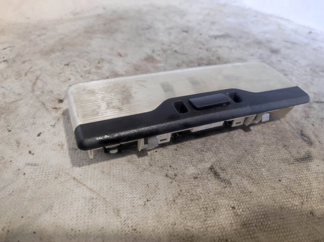 63318364928 BMW Плафон освещения салона (кабины) купить в Ужгород
