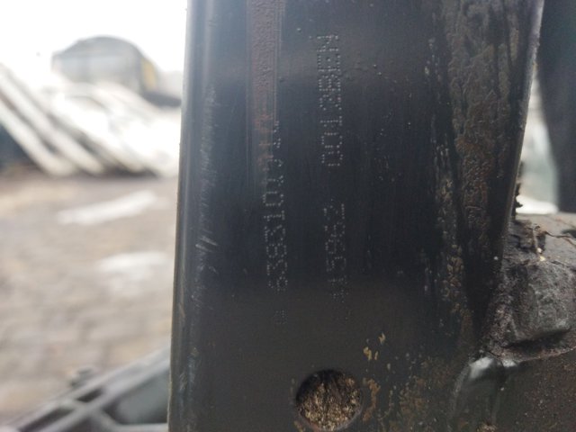 Балка передней подвески 6383103110 MERCEDES