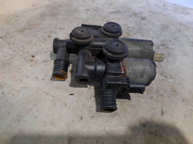 64118369807 BMW Кран печки купить в Ровно