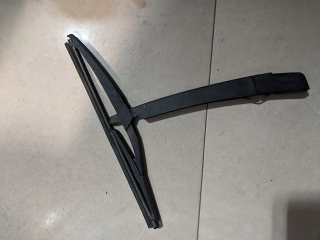 Рычаг-поводок стеклоочистителя заднего стекла 6429W3 PEUGEOT