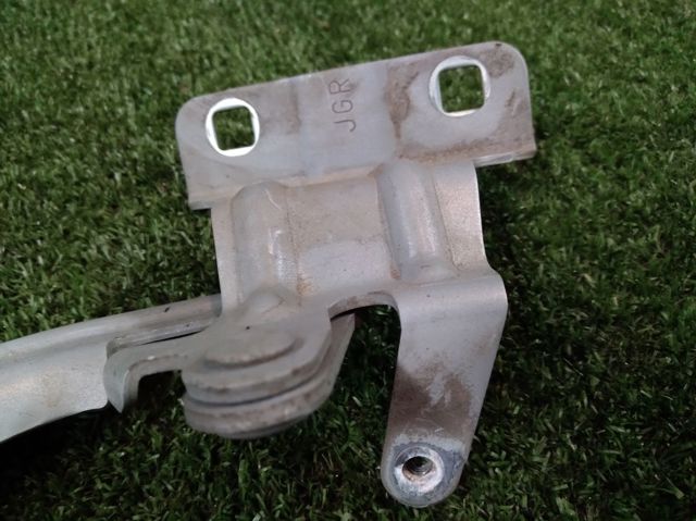 65400JG000 NISSAN Петля капота правая купить в Львов