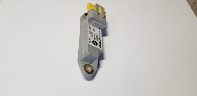 65779119743 BMW Датчик удара купить в Житомир