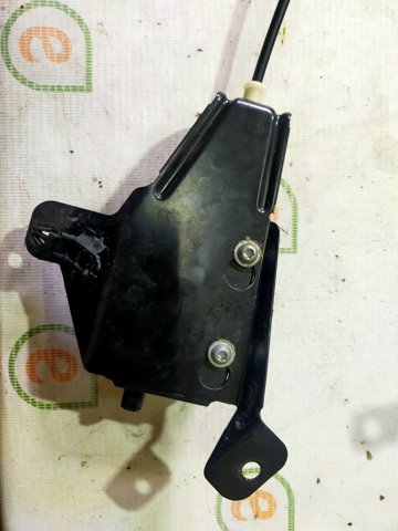 Личинка замка топливного бака 67118352168 BMW