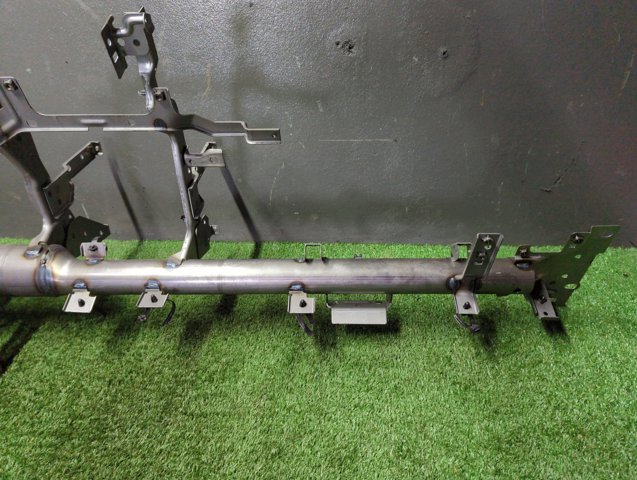 NISSAN 67870EQ400 в наличии Чернигов