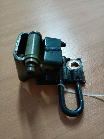 6Q0831411A Петля двери передней левой купить Одесса