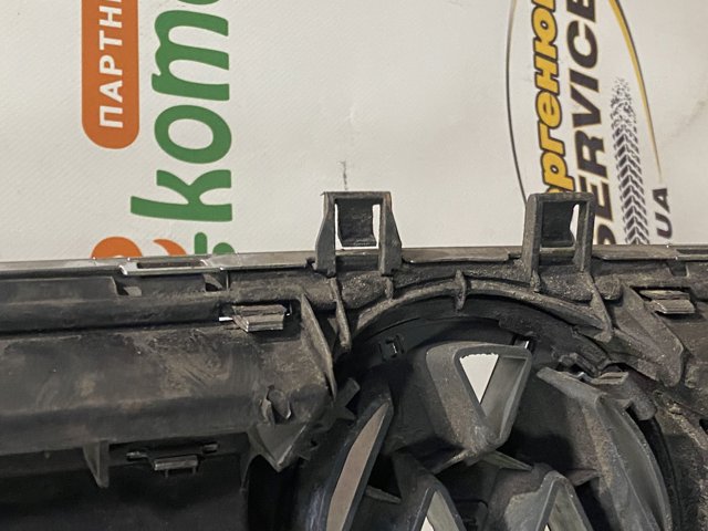 6Q0853651D3FZ Решетка радиатора купить Винница