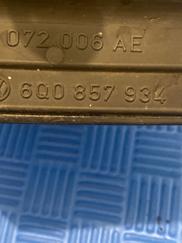 VAG 6Q0857934 Правое зеркало в наличии Ирпень
